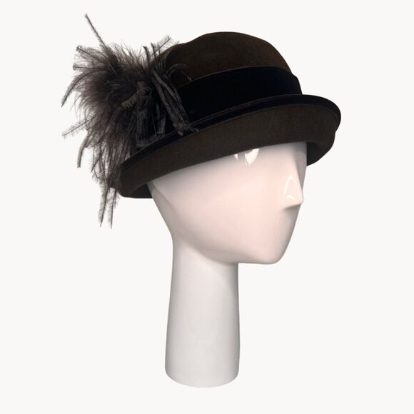 Vintage 70s Plaza Suite by Betmar Brown Felt Hat Satin Band Ostrich Plume Cloche - Picture 2 of 11